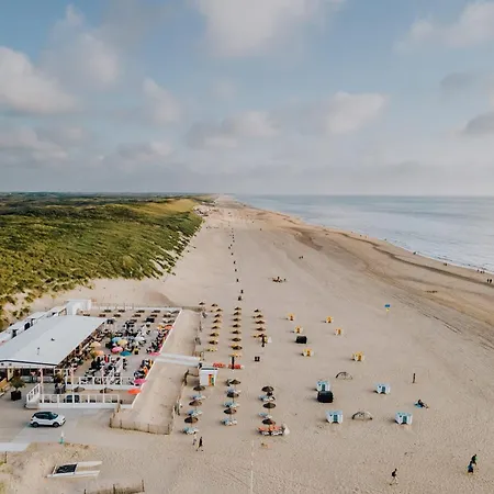 Becke, With Private Parking * Zandvoort