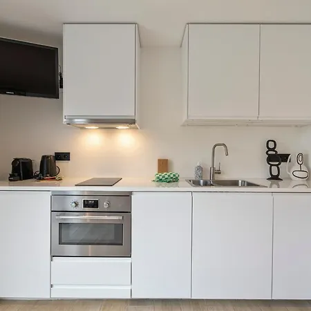 דירה Becke, With Private Parking זנדוורט