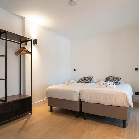 Becke, With Private Parking Zandvoort