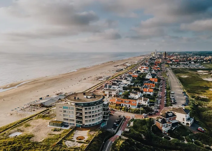 Becke, With Private Parking Zandvoort