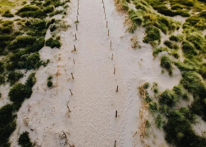 Becke, With Private Parking *