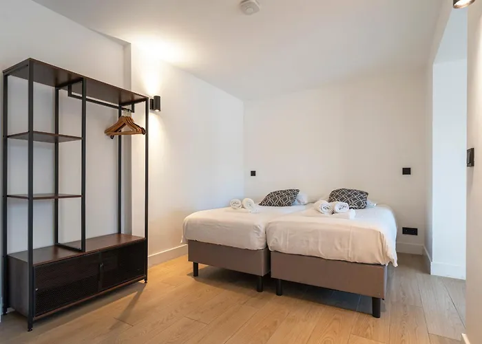 Becke, With Private Parking Zandvoort