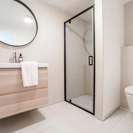 Apartment Becke, With Private Parking Zandvoort